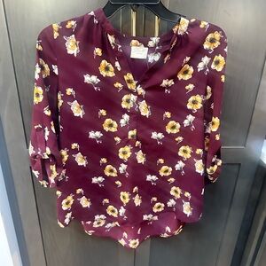 Sienna Sky Burgundy Floral Blouse size small